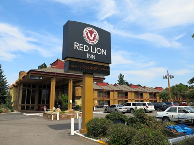12 Red Lion https://logjampresents.com/wp-content/uploads/2017/05/12-Red-Lion.png