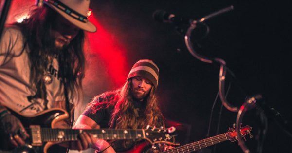 Twiddle &#038; The Kitchen Dwellers at The Top Hat (Photo)