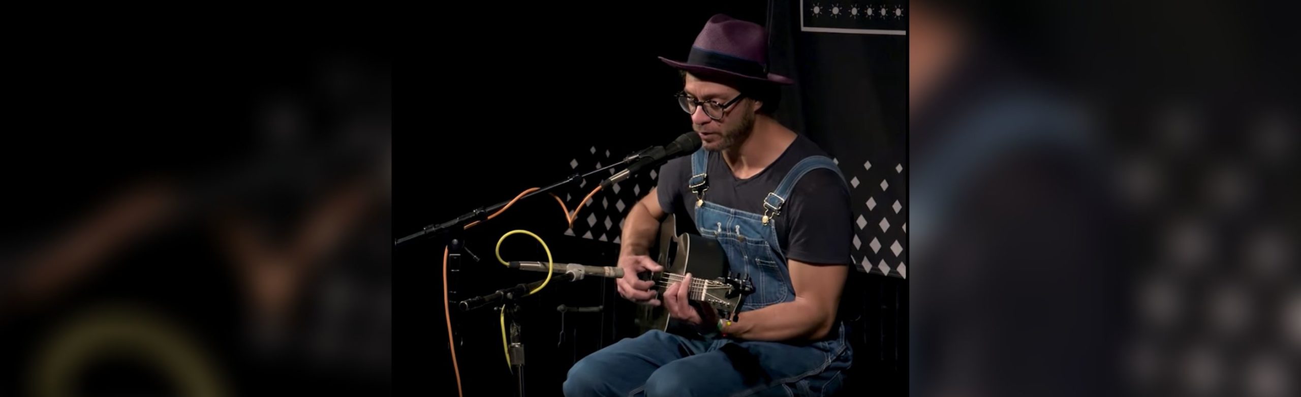Video Feature: Amos Lee Performs Famed “Sweet Pea” & Others on Austin City Limits Image