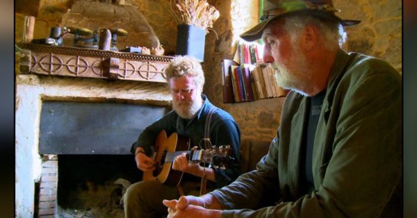 Glen Hansard Performs &#8220;Leave A Light&#8221; on &#8216;The Camino Voyage&#8217;