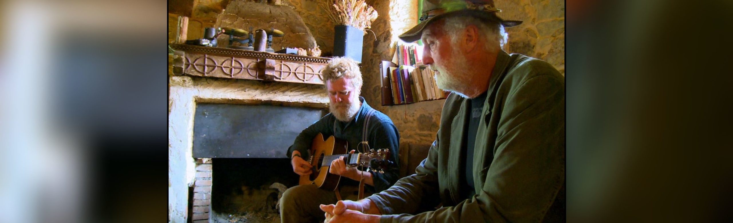 Glen Hansard Performs “Leave A Light” on ‘The Camino Voyage’ Image