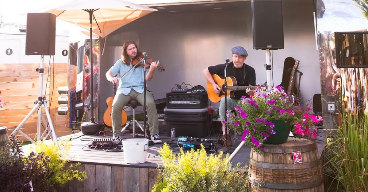 The Lil Smokies Duo Ft. Andy Dunningan & Jake Simpson  Image