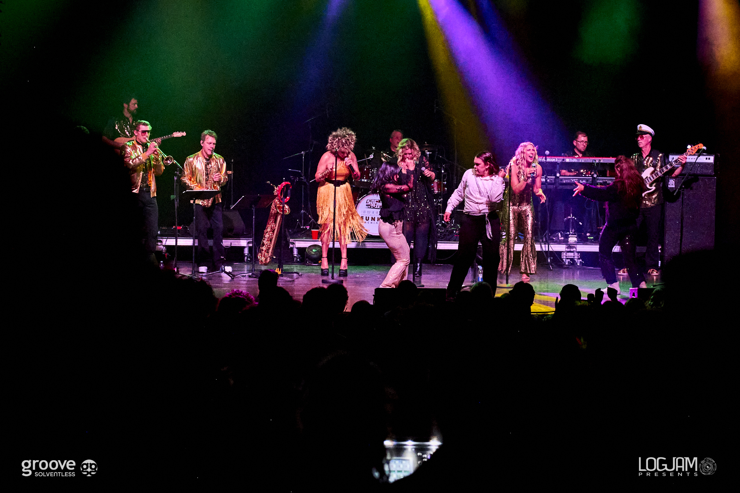 Funskgiving2025Wilma_Wmark 80