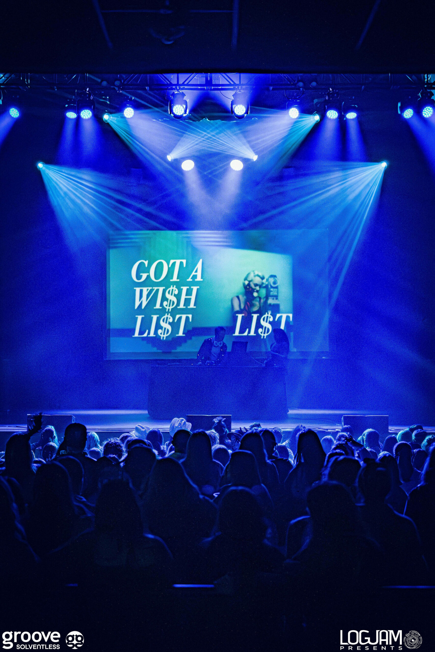 LifeofaShowgirl_Logjam-5