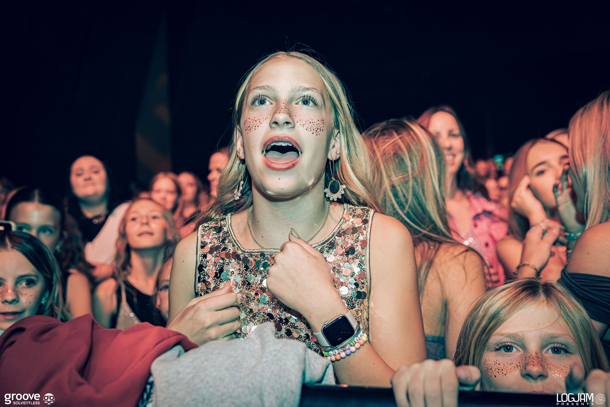 LifeofaShowgirl_Logjam_landscape-6