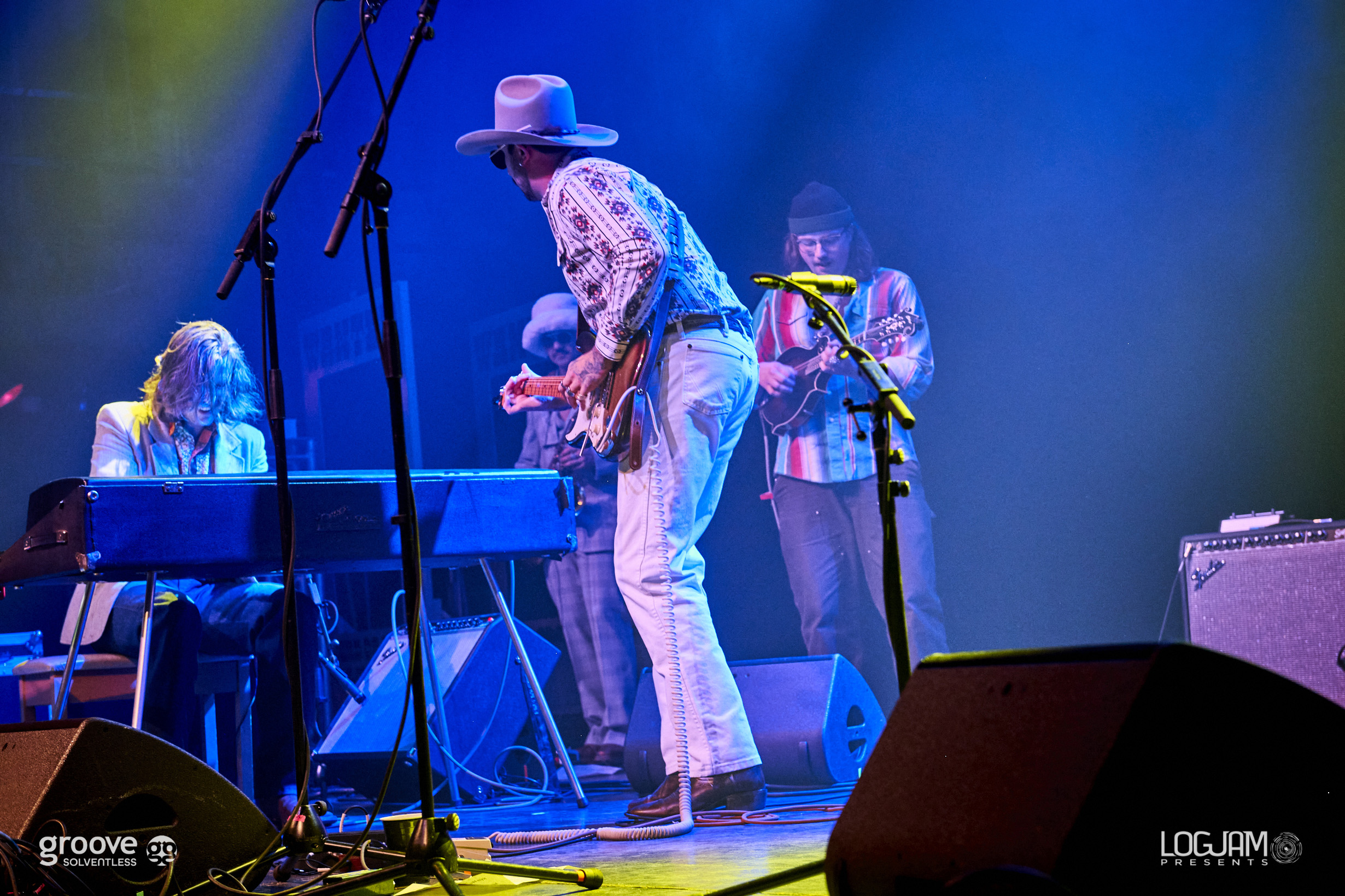 ElectricDiscoNYE25W 111