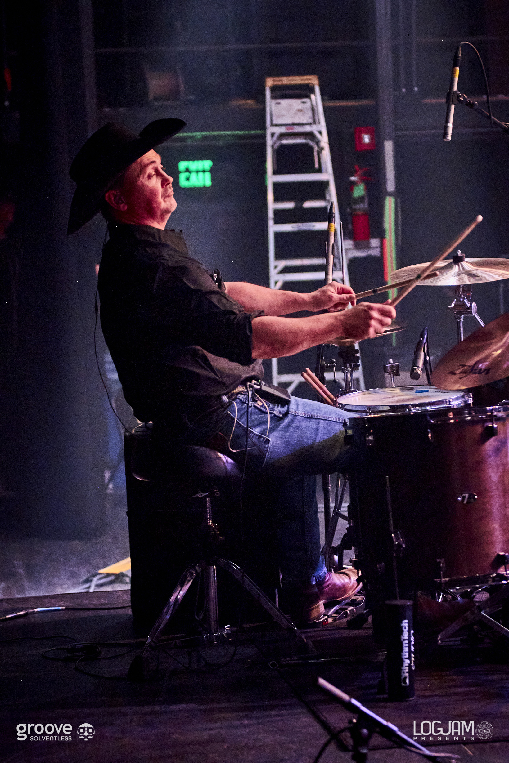 ElectricDiscoNYE25W 19