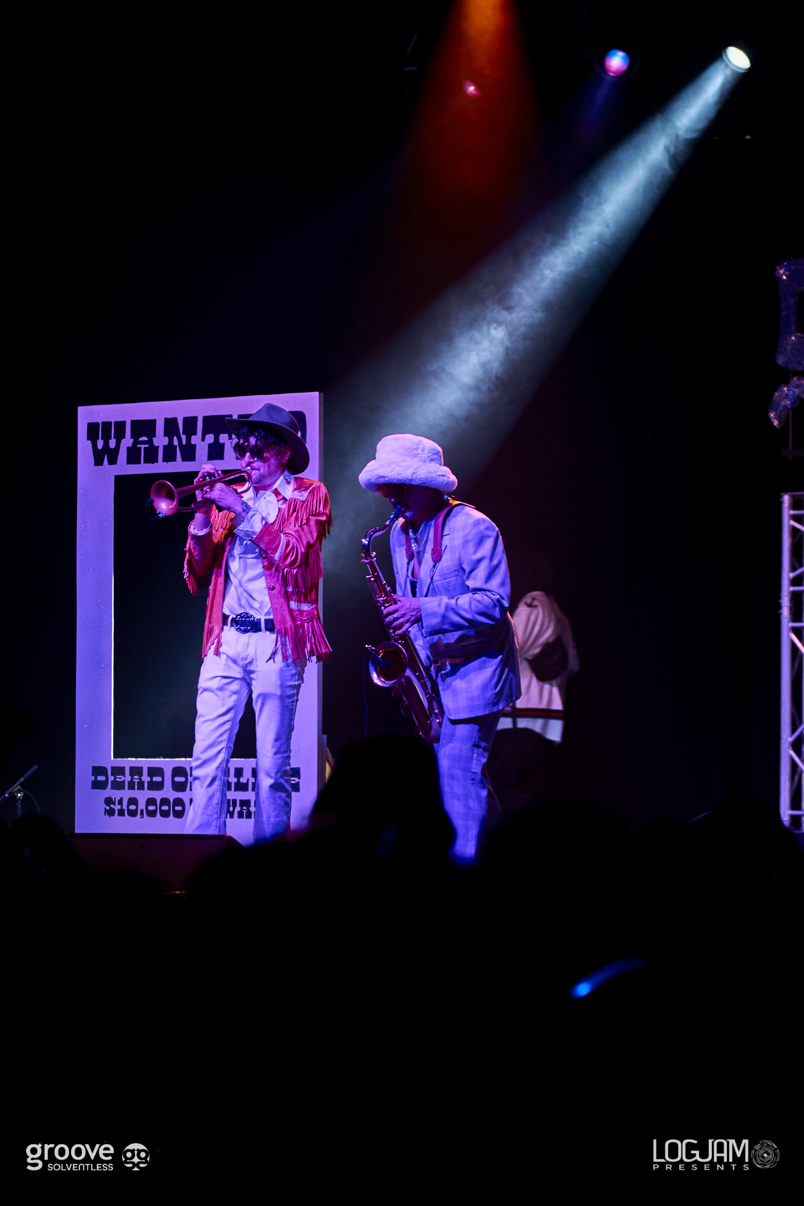 ElectricDiscoNYE25W 50