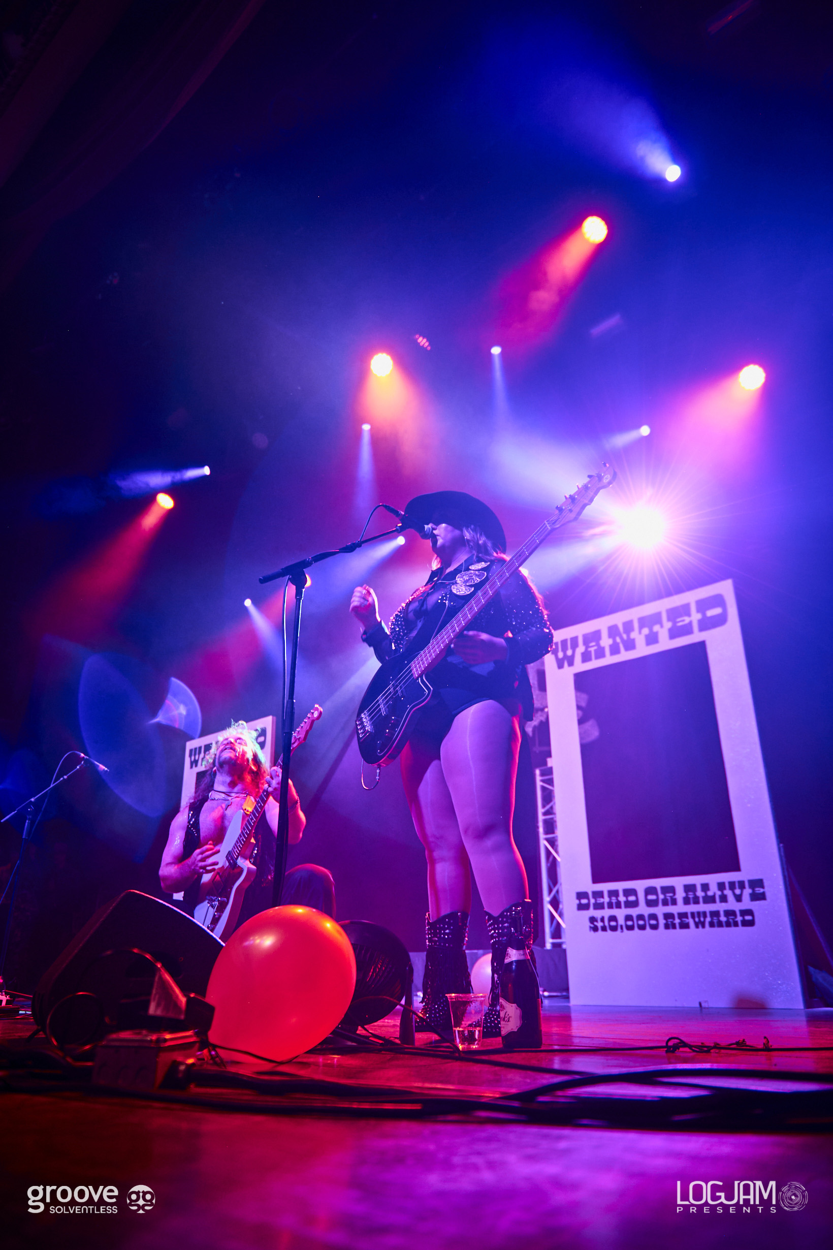 ElectricDiscoNYE25W 60