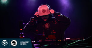 Goldentroubles at top hat