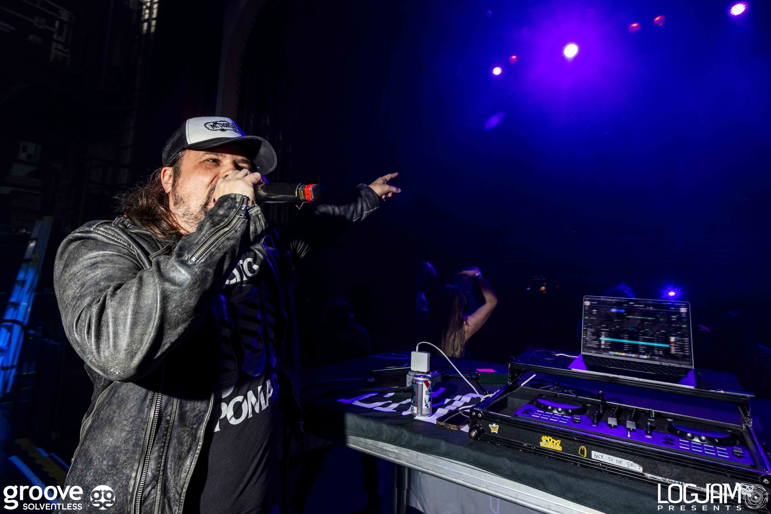 20260228_emo-nite_3071_mb