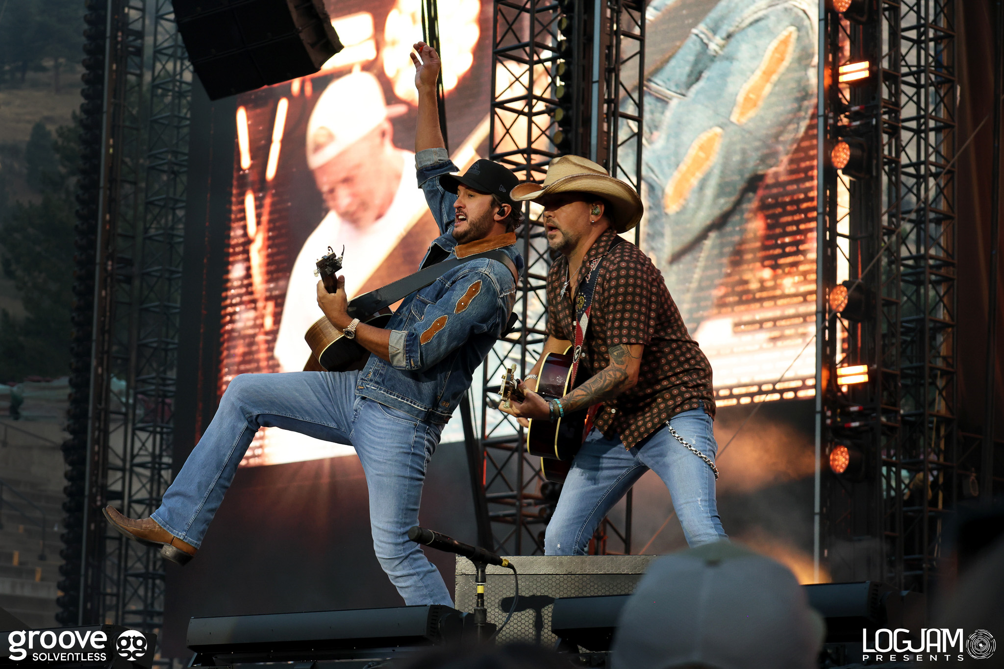 Luke Bryan and Jason Aldean - Tangvald Photography-18