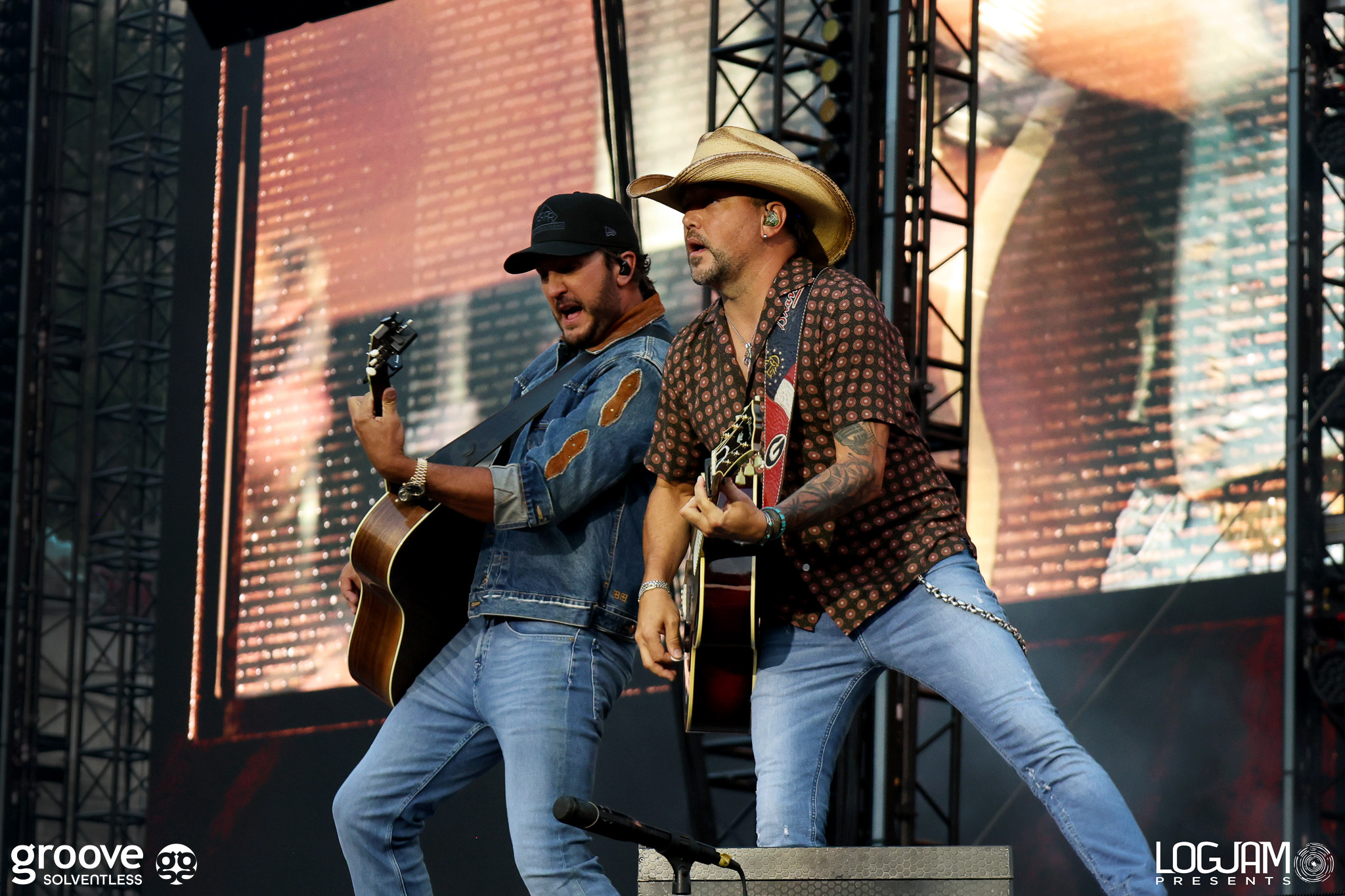 Luke Bryan and Jason Aldean - Tangvald Photography-21