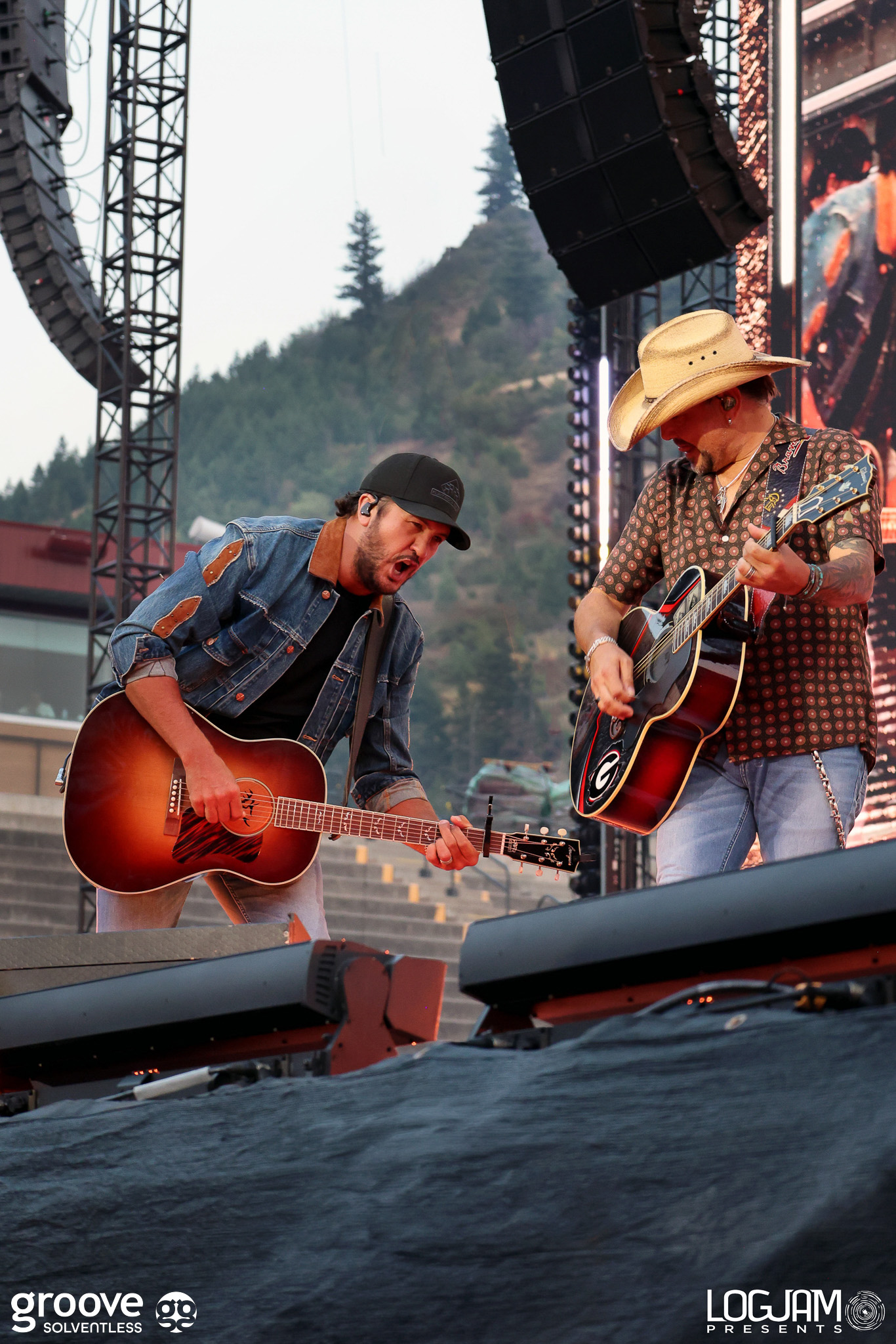 Luke Bryan and Jason Aldean - Tangvald Photography-28