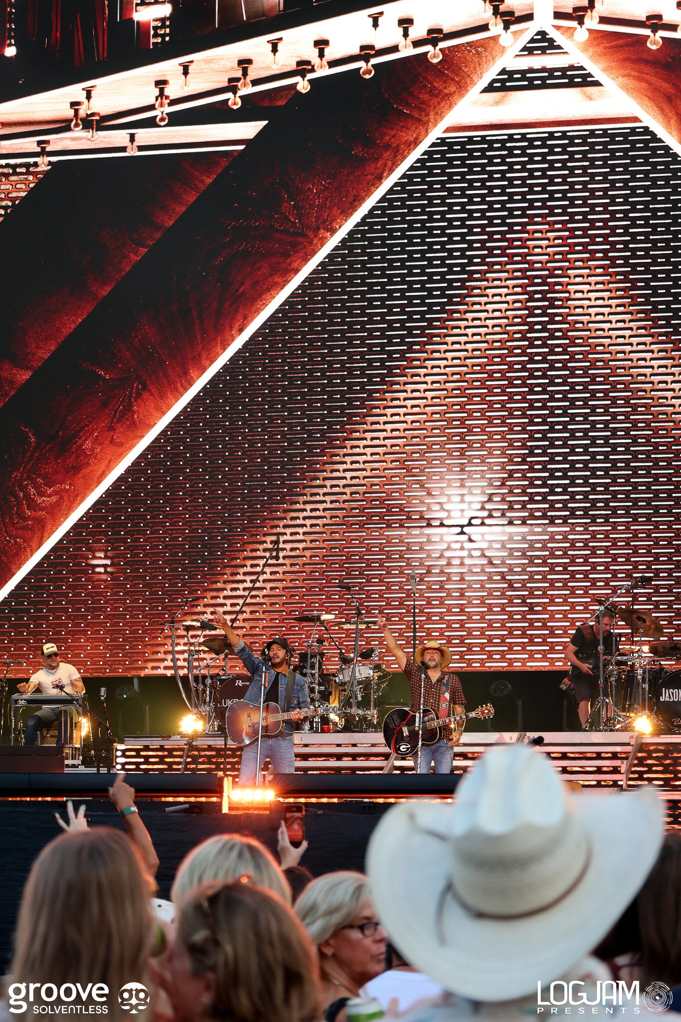 Luke Bryan and Jason Aldean - Tangvald Photography-32