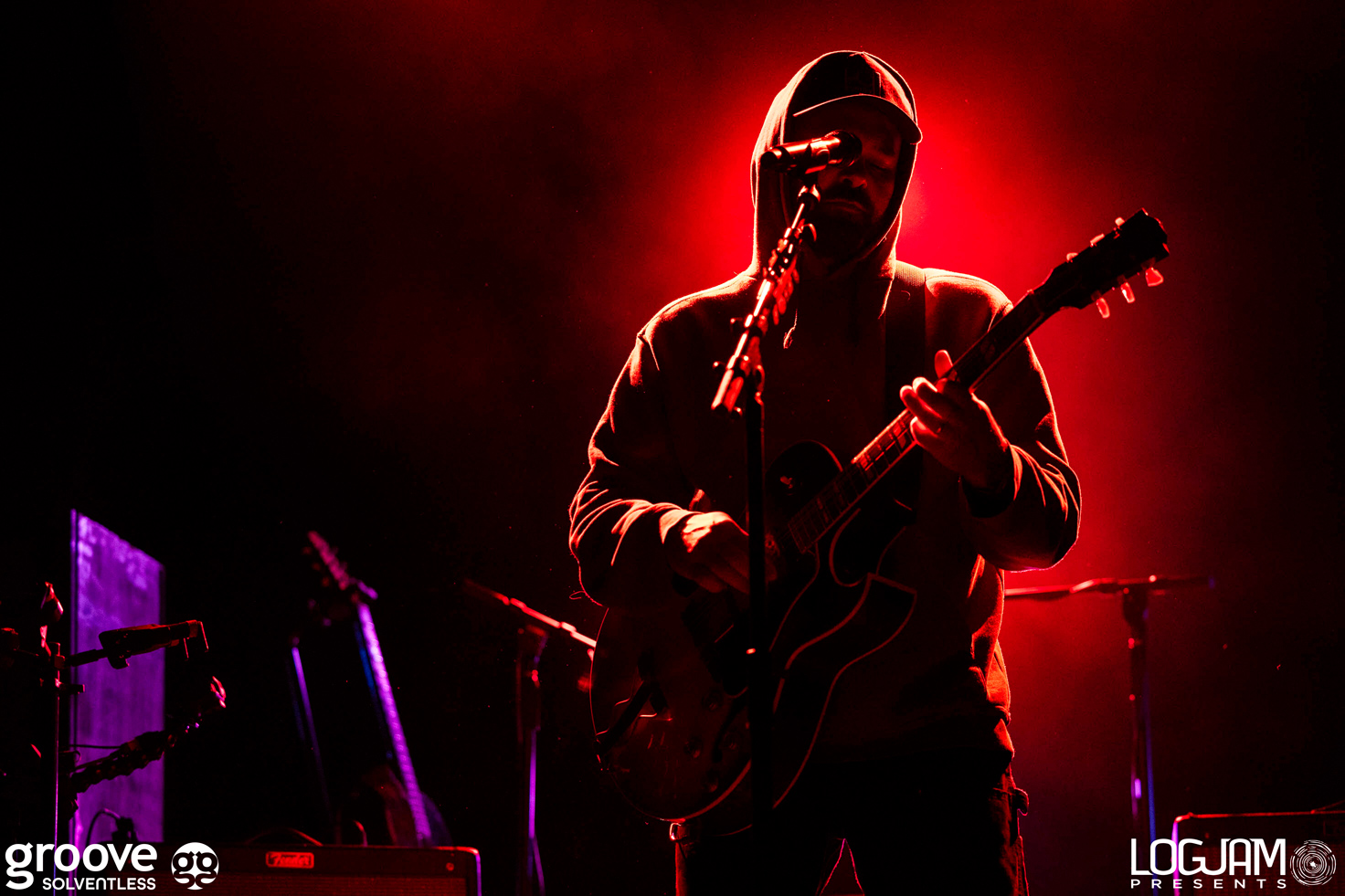 20261023_shakey-graves_0576_mb