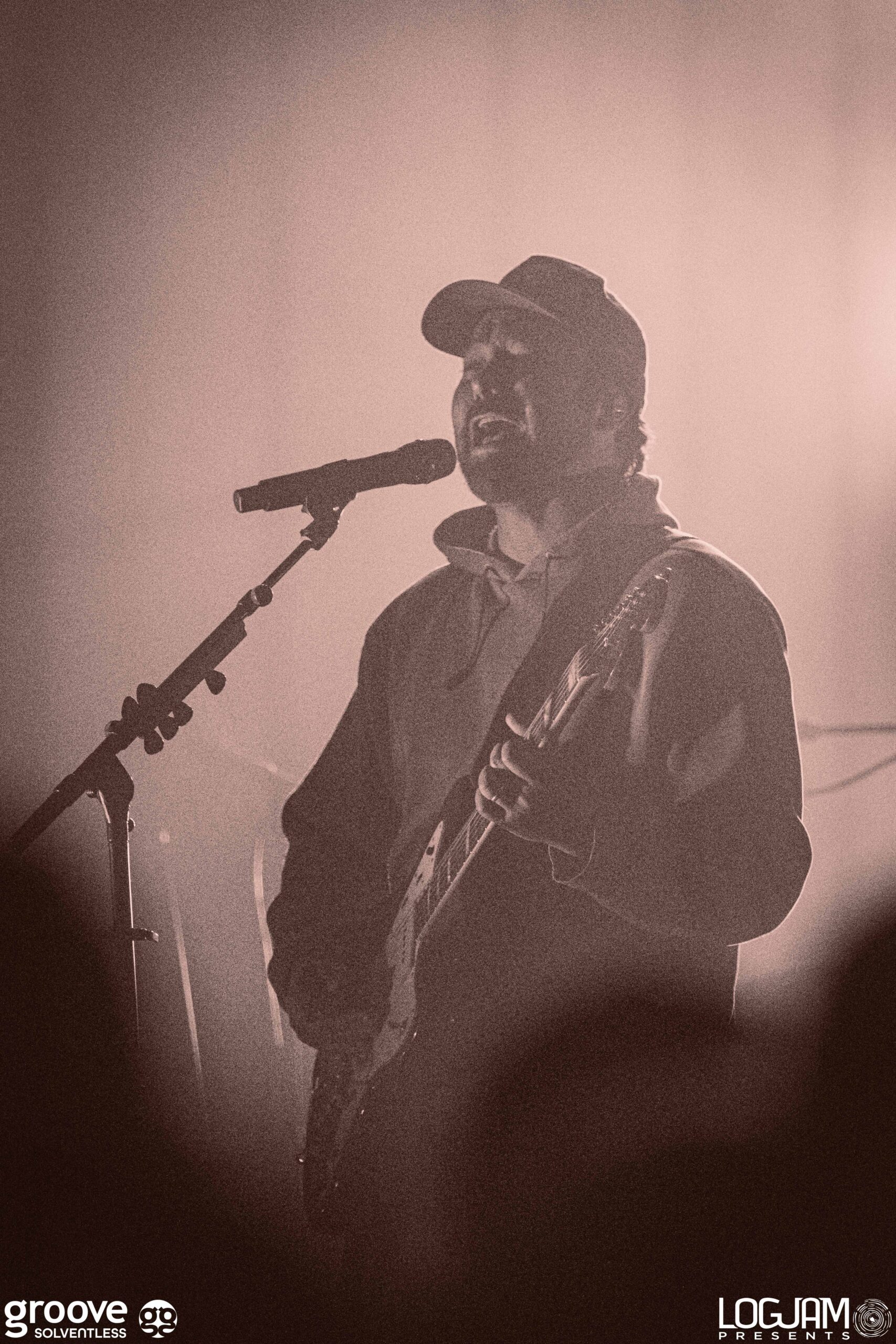 Shakey_Graves_Oct_2026_Vert-33